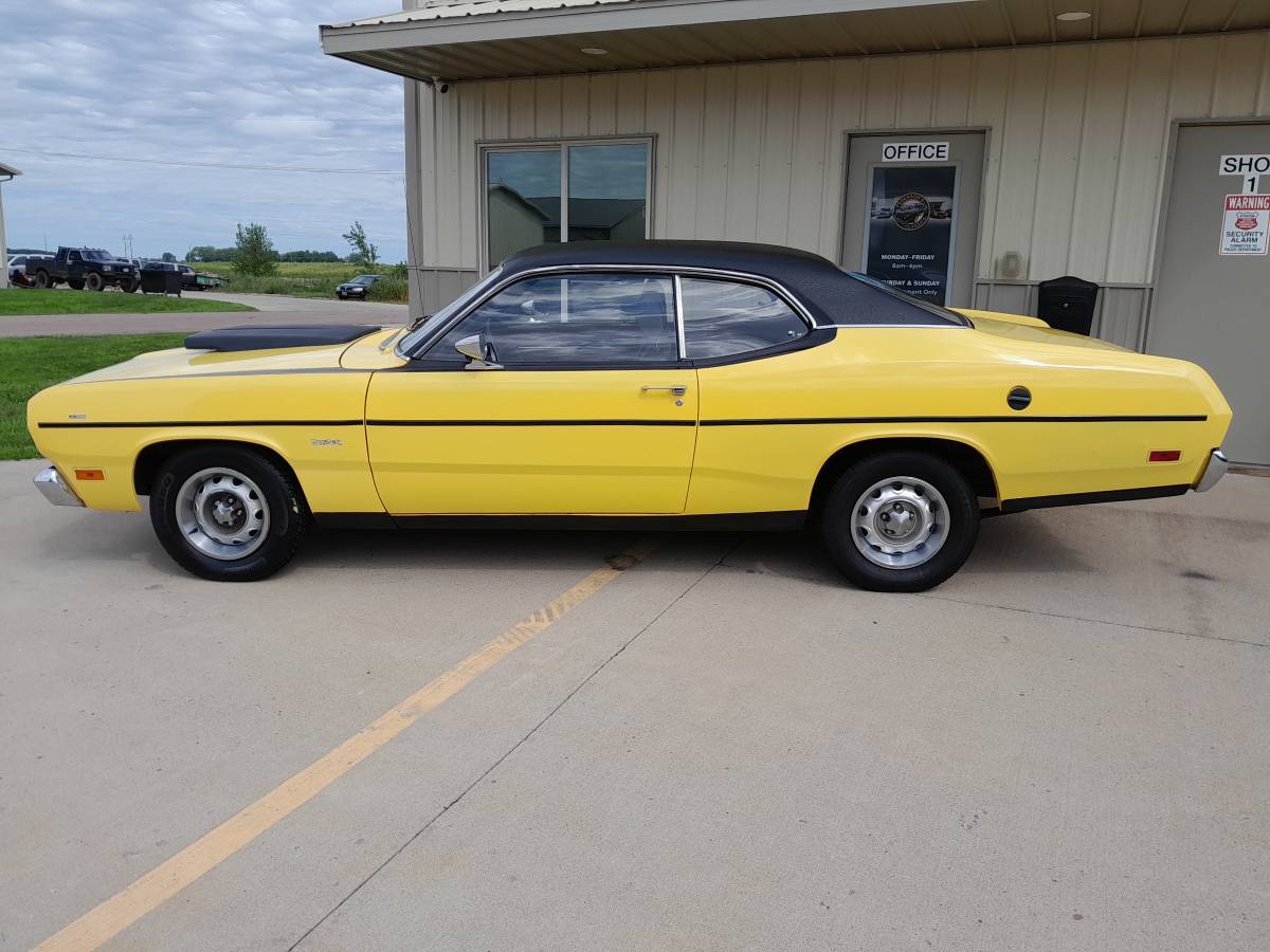 Plymouth-duster-1971-23