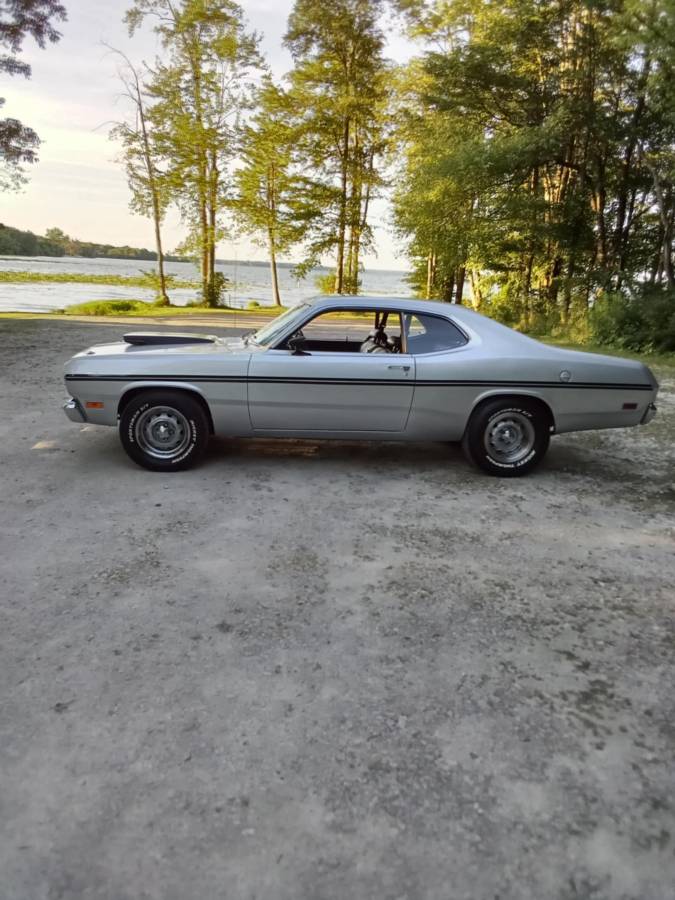Plymouth-duster-1971-silver-4