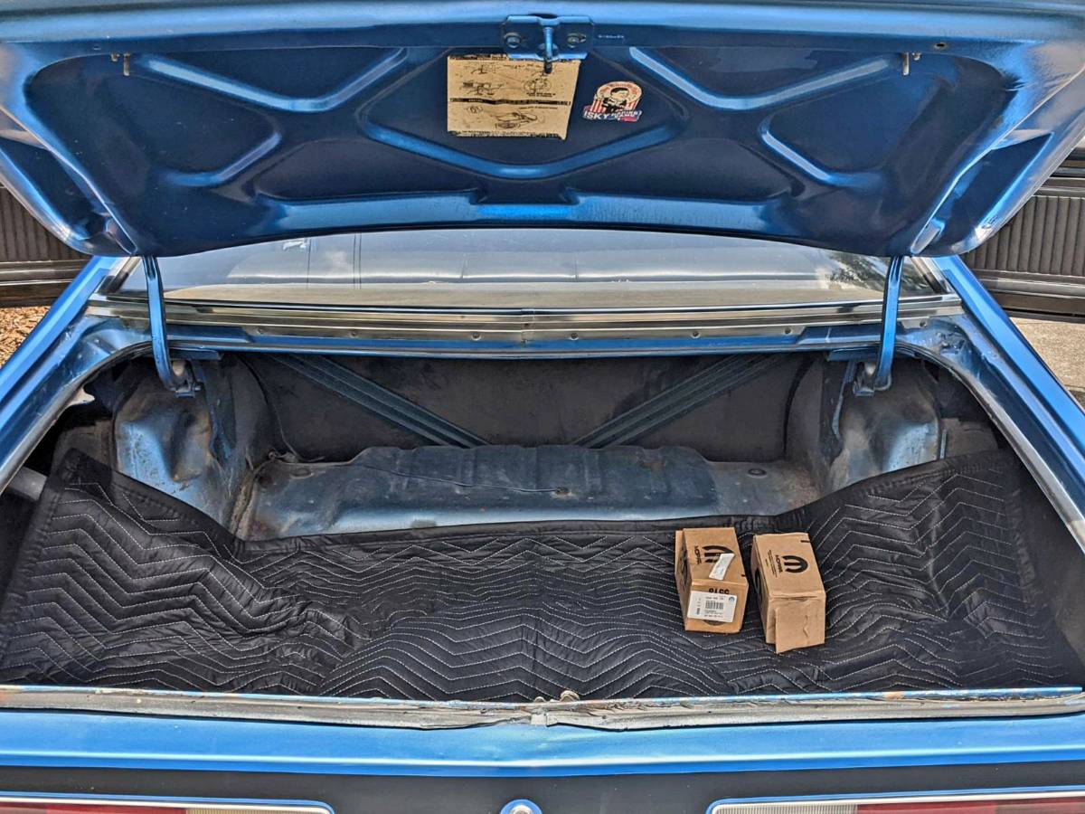 Plymouth-duster-1972-8