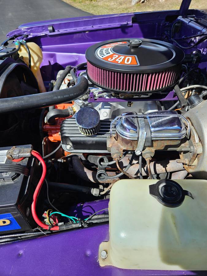 Plymouth-duster-1973-purple-12