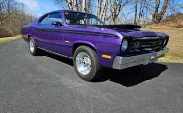 Plymouth-duster-1973-purple-13