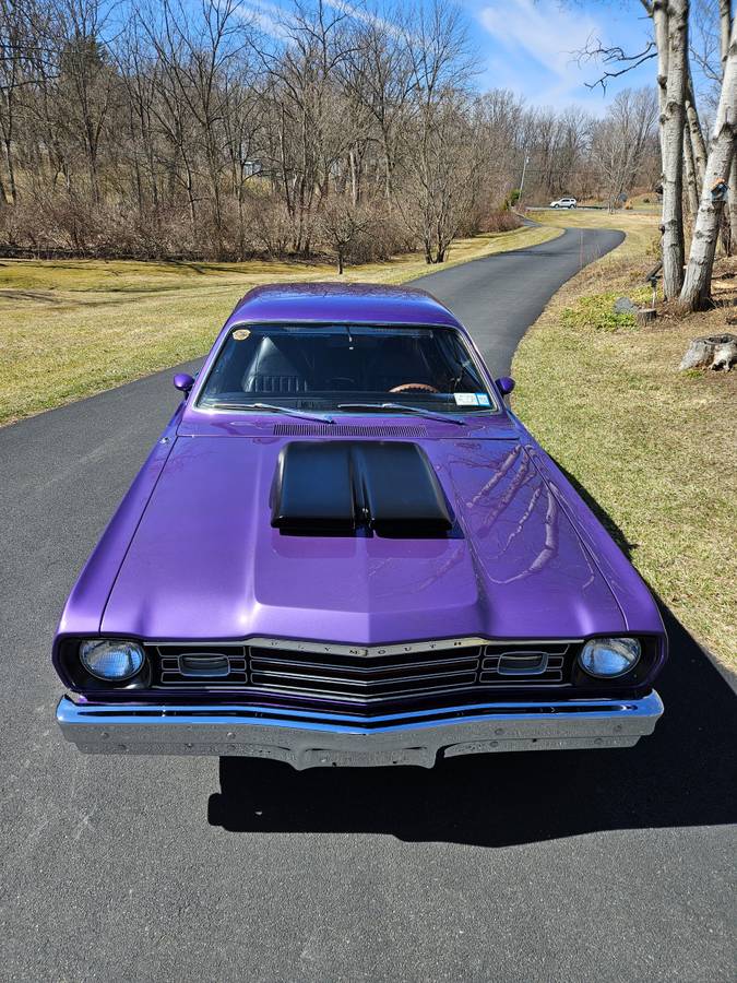 Plymouth-duster-1973-purple-14