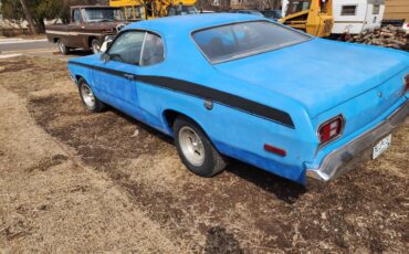 Plymouth-duster-1974-2