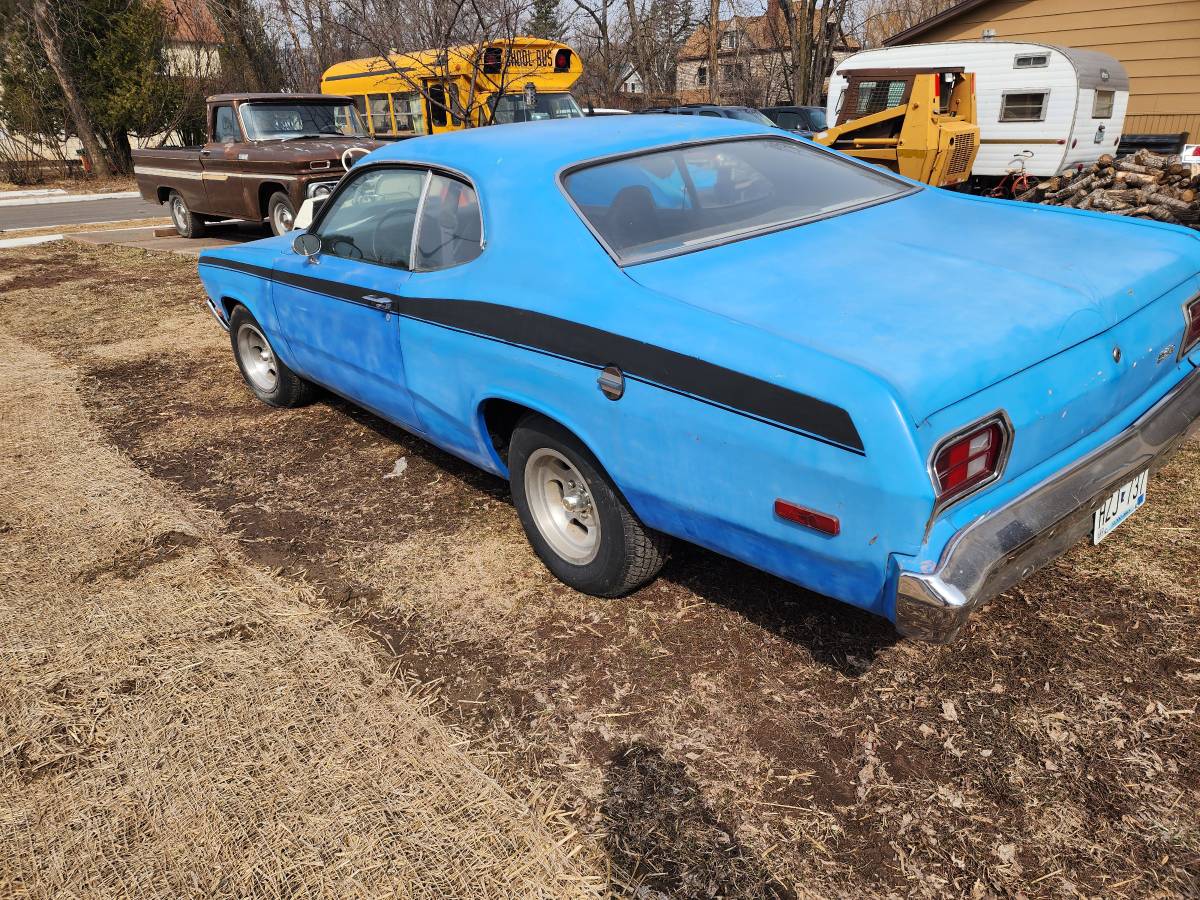 Plymouth-duster-1974-2