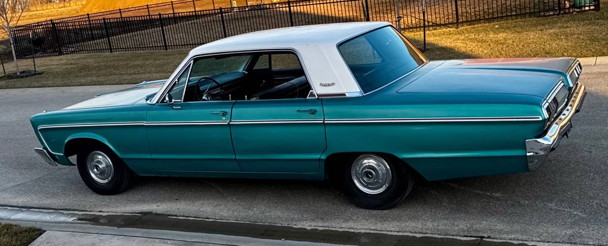 Plymouth-fury-1966-blue-4