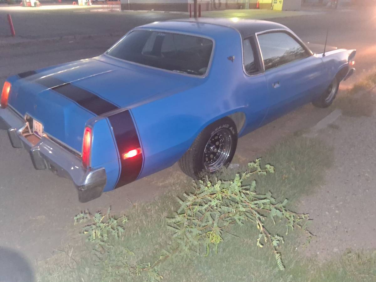 Plymouth-fury-1978-blue-14