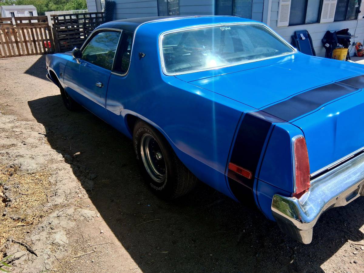 Plymouth-fury-1978-blue-4