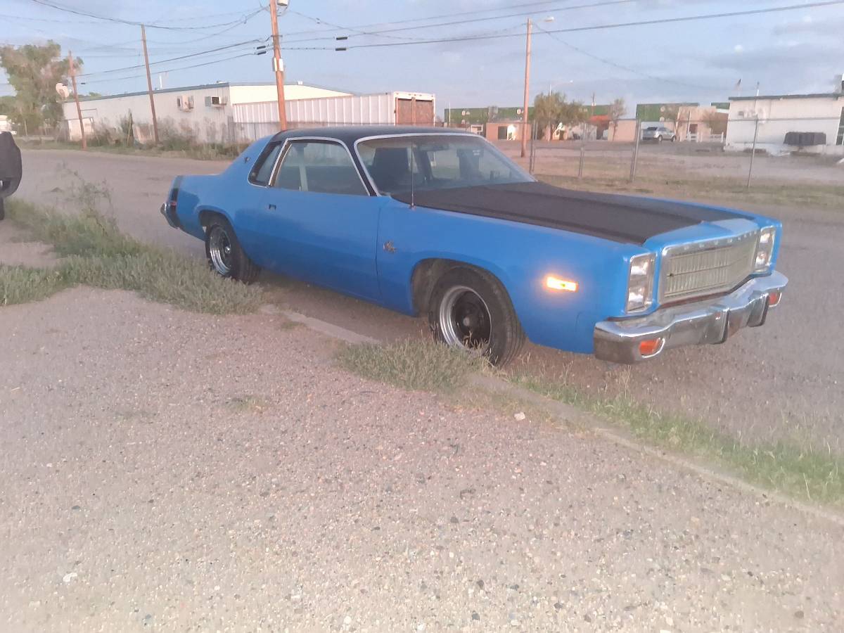 Plymouth-fury-1978-blue-7