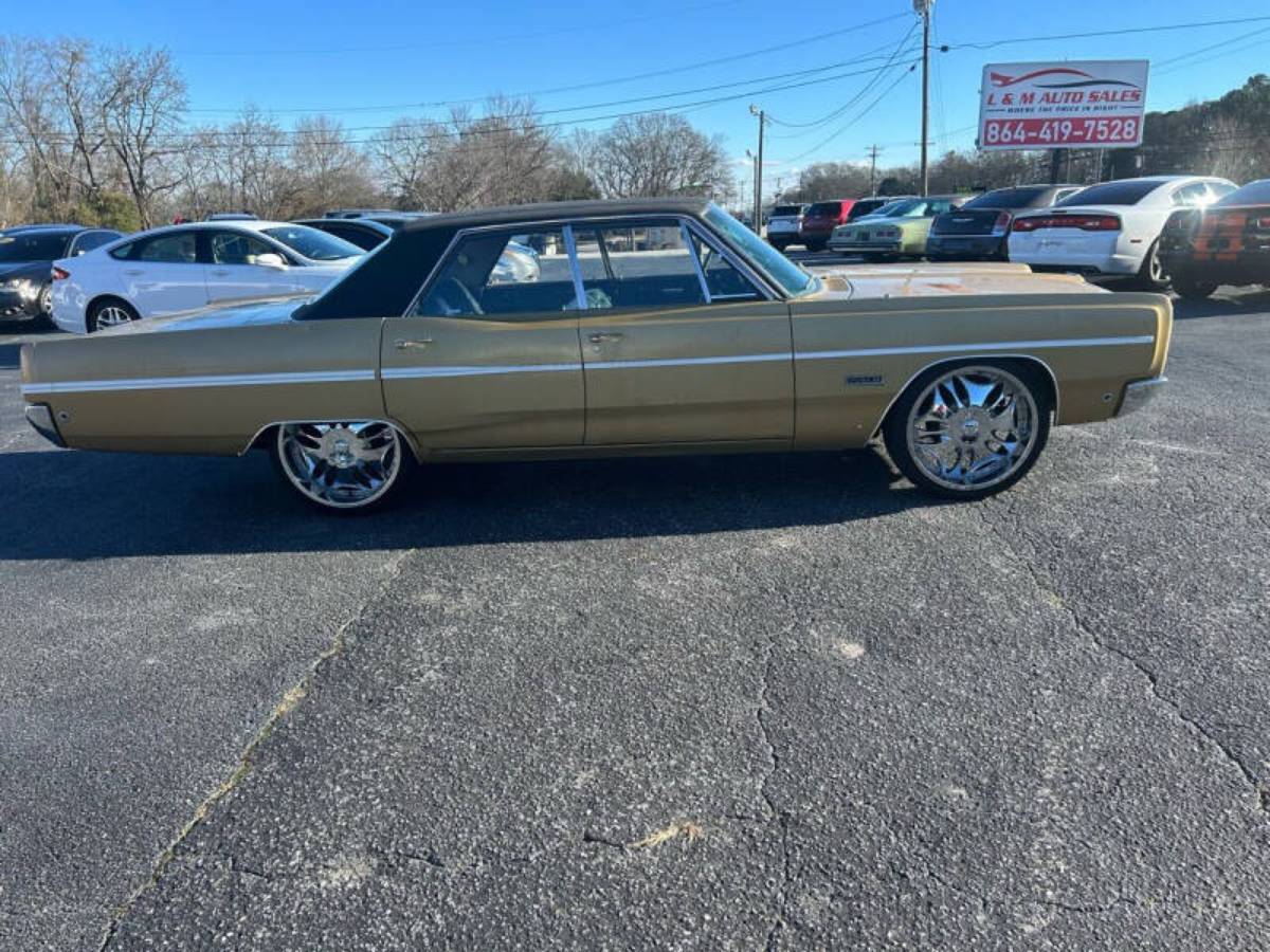Plymouth-fury-3-1968-3