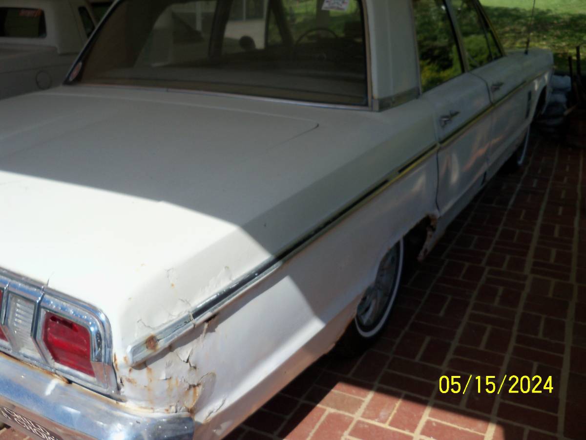 Plymouth-fury-iii-1966-white-4