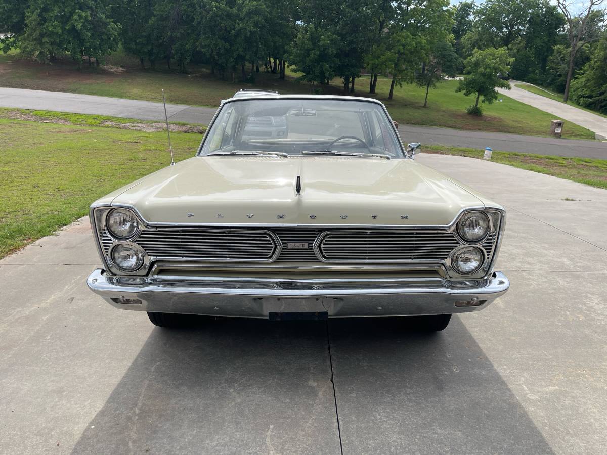 Plymouth-fury-iii-1966-yellow-5