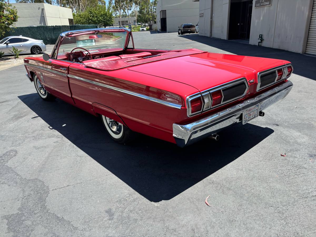 Plymouth-fury-lll-1966-red-16