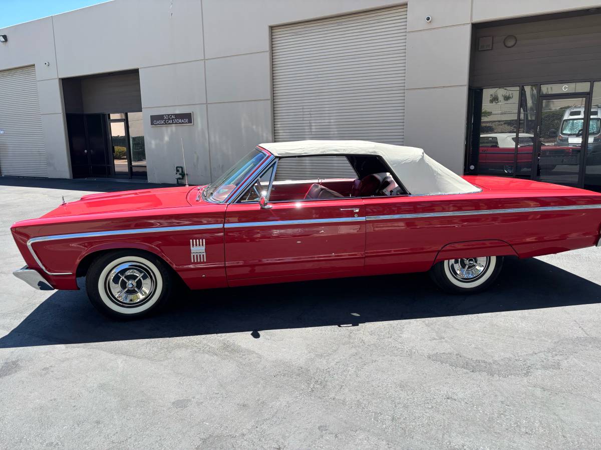 Plymouth-fury-lll-1966-red-17