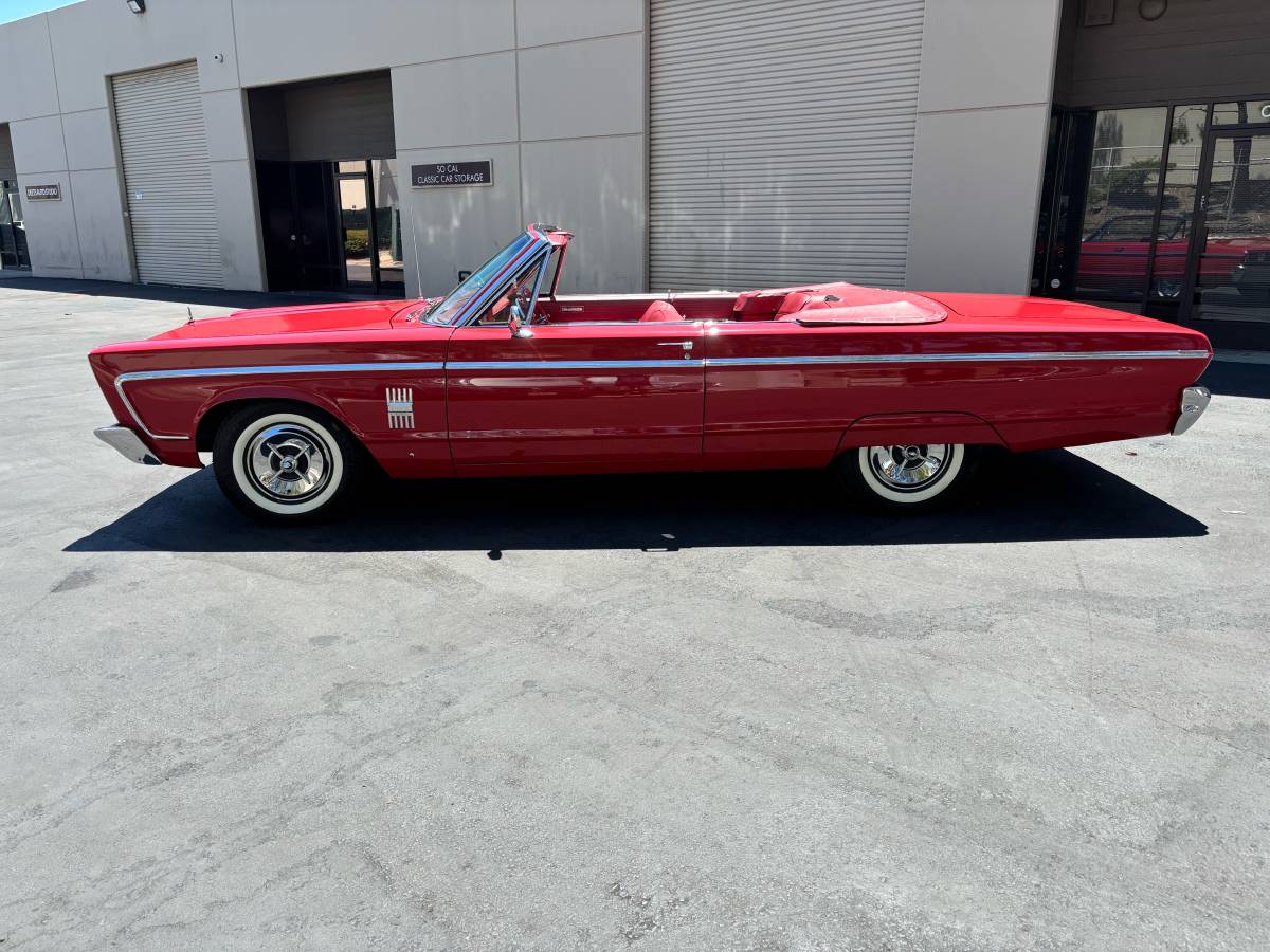Plymouth-fury-lll-1966-red-19