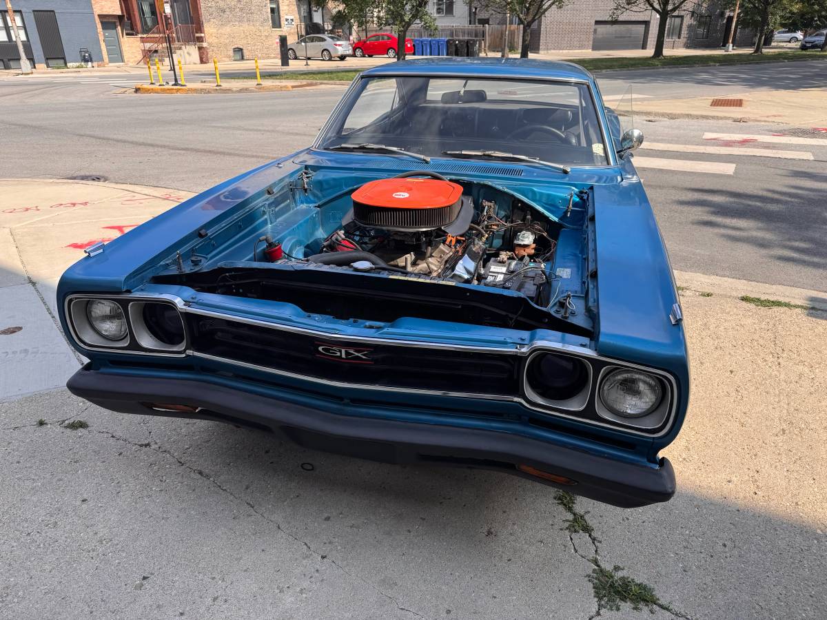 Plymouth-gtx-1969-blue-2