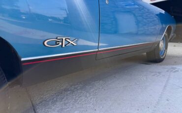 Plymouth-gtx-1969-blue-4