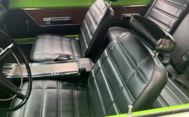 Plymouth-gtx-1969-green-14