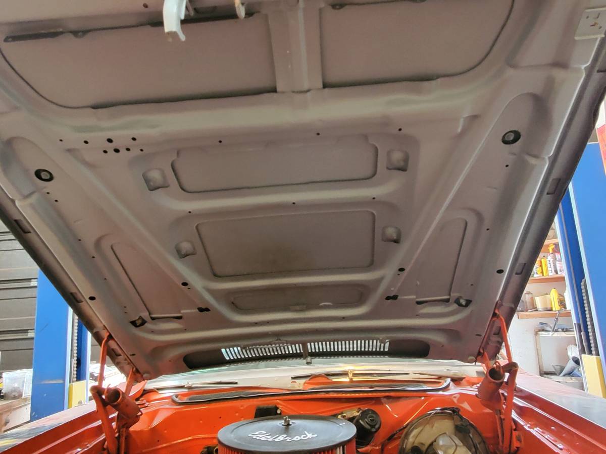 Plymouth-gtx-1971-orange-15