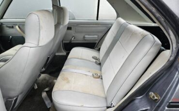 Plymouth-horizon-1987-grey-4