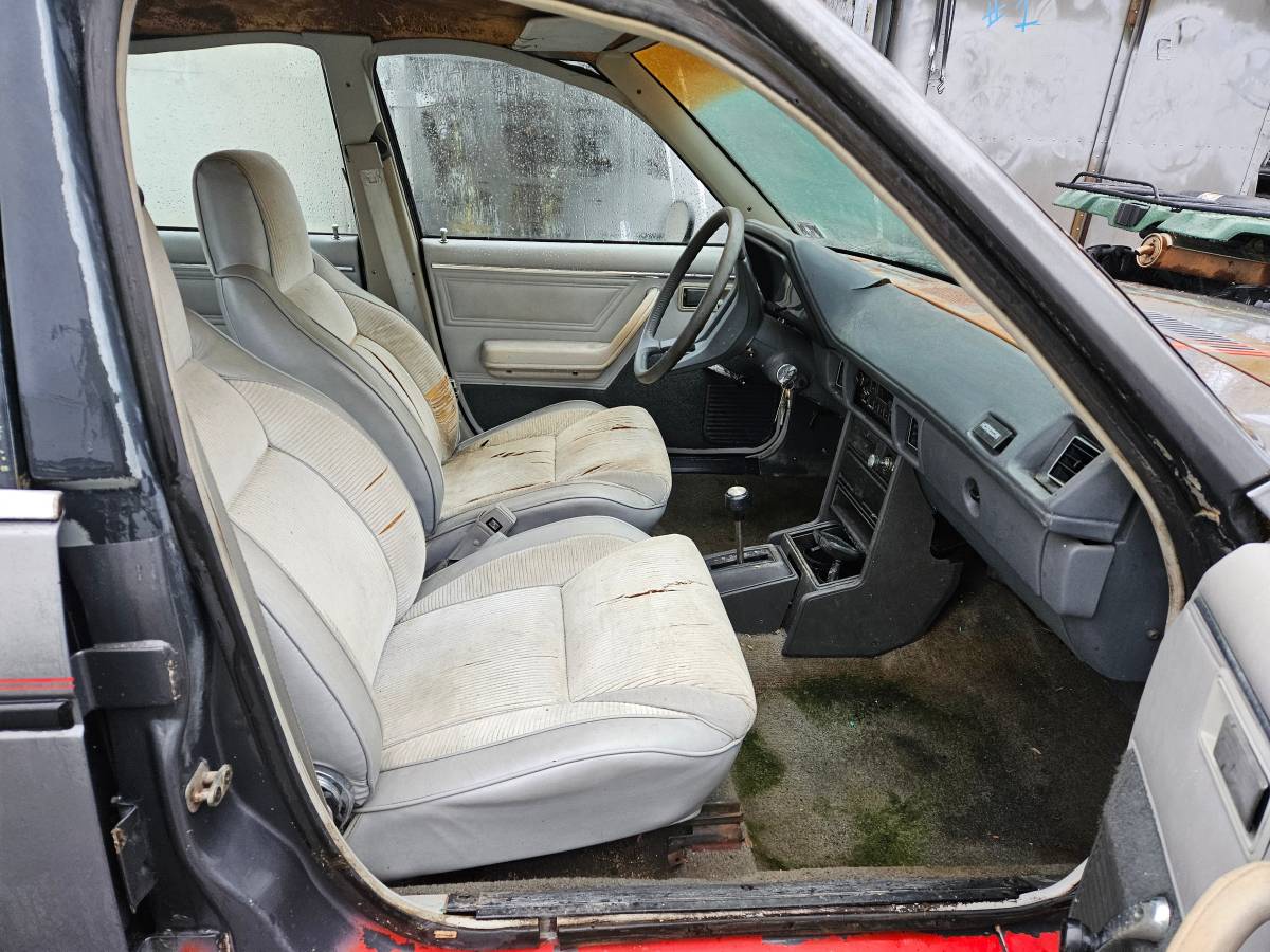 Plymouth-horizon-1987-grey-6