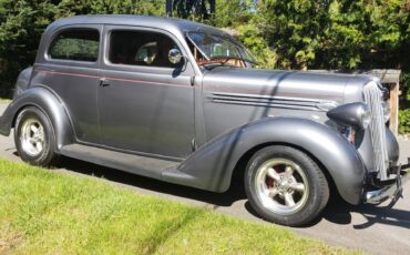 Plymouth-p2-2-door-sedan-1936-silver