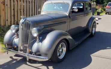Plymouth-p2-2-door-sedan-1936-silver-4