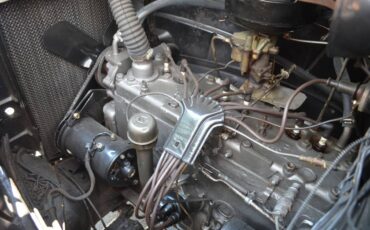 Plymouth-p8-1939-red-12