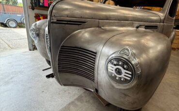 Plymouth-road-king-coupe-1940-grey-10