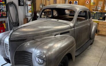 Plymouth-road-king-coupe-1940-grey-18