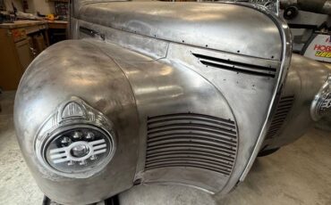 Plymouth-road-king-coupe-1940-grey-7