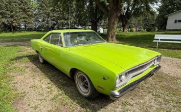 Plymouth-road-runner-1970-green-4