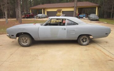 Plymouth-road-runner-1970-purple-18