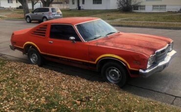 Plymouth-road-runner-1976-orange-2