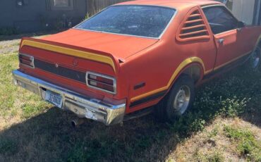 Plymouth-road-runner-1976-orange