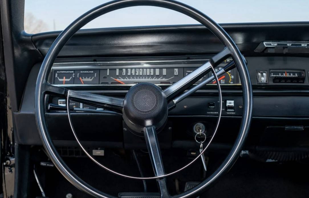Plymouth-roadrunner-1968-2