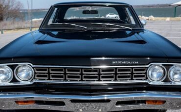 Plymouth-roadrunner-1968-4