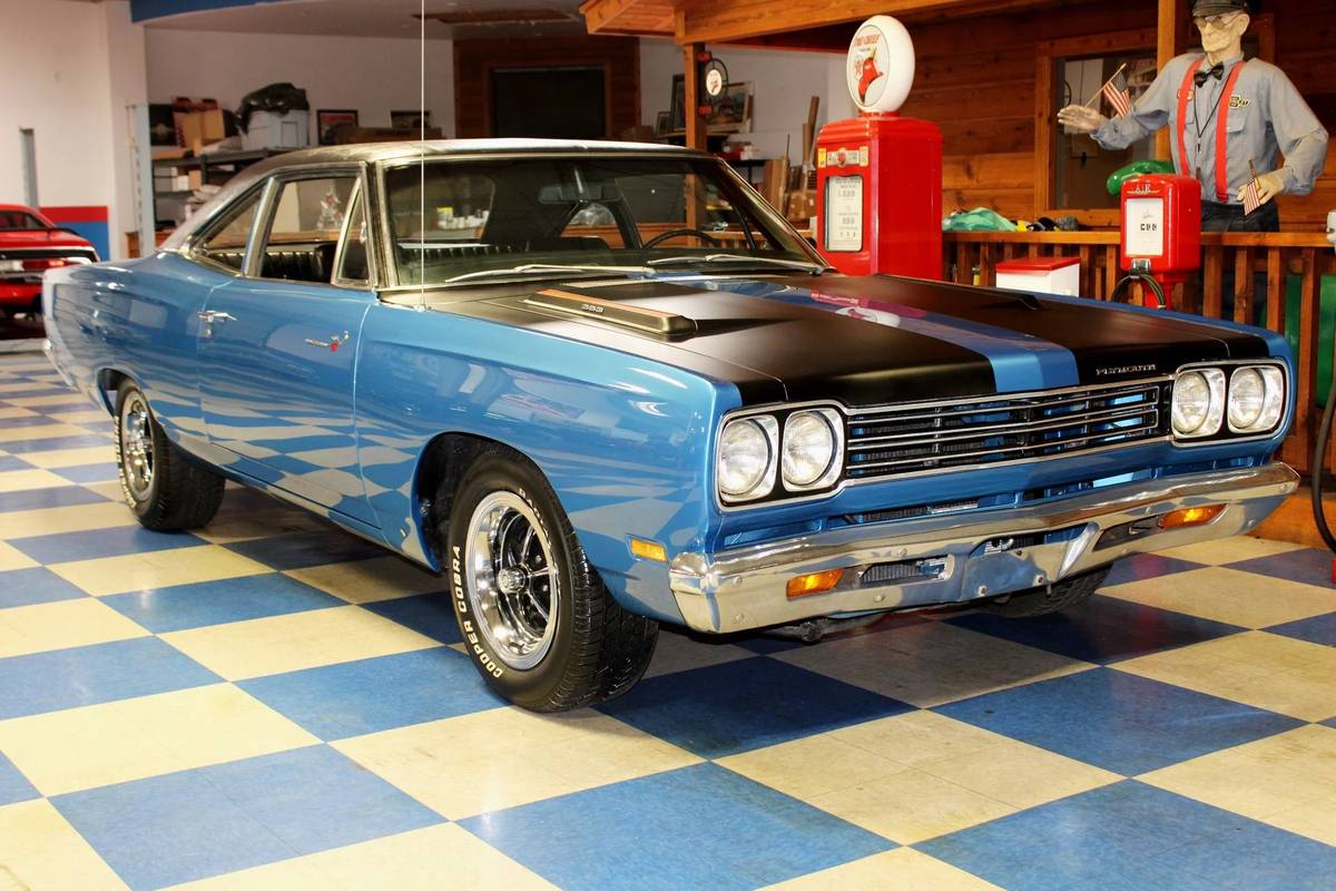 Plymouth-roadrunner-1969-11