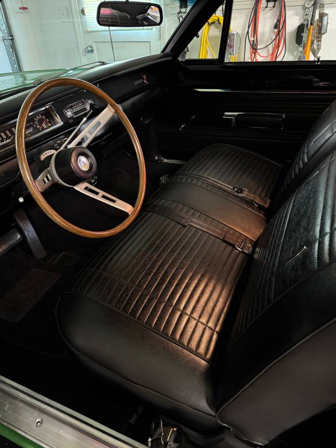 Plymouth-roadrunner-1969-3