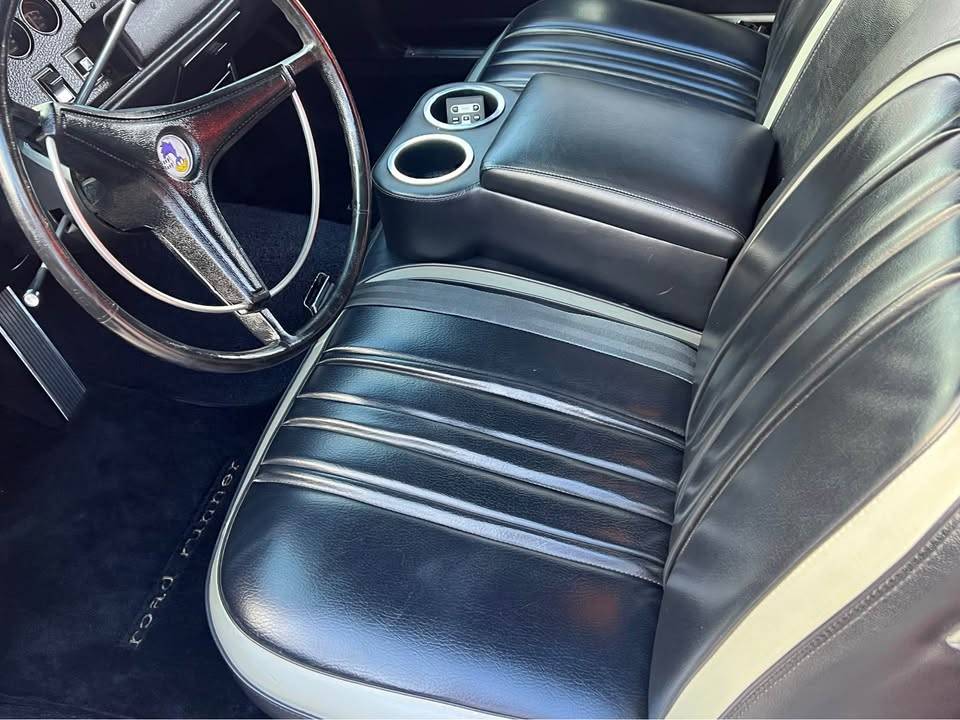 Plymouth-roadrunner-1970-11
