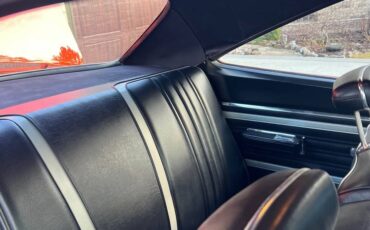 Plymouth-roadrunner-1970-17