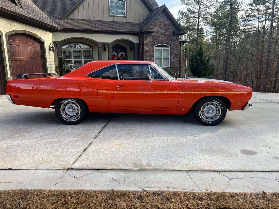 Plymouth-roadrunner-1970-5