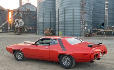 Plymouth-roadrunner-1971-orange-3