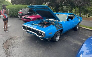 Plymouth-roadrunner-1972-blue