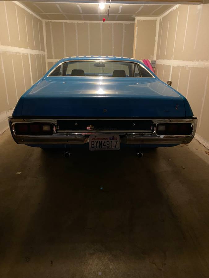 Plymouth-roadrunner-1973-blue-1