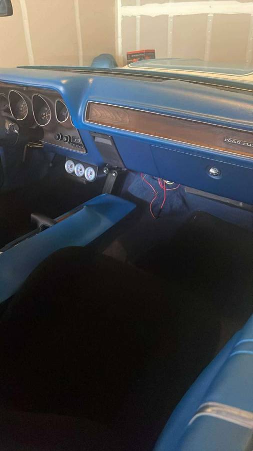 Plymouth-roadrunner-1973-blue-16