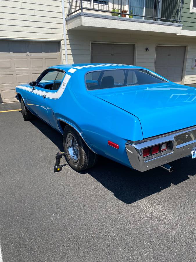 Plymouth-roadrunner-1973-blue