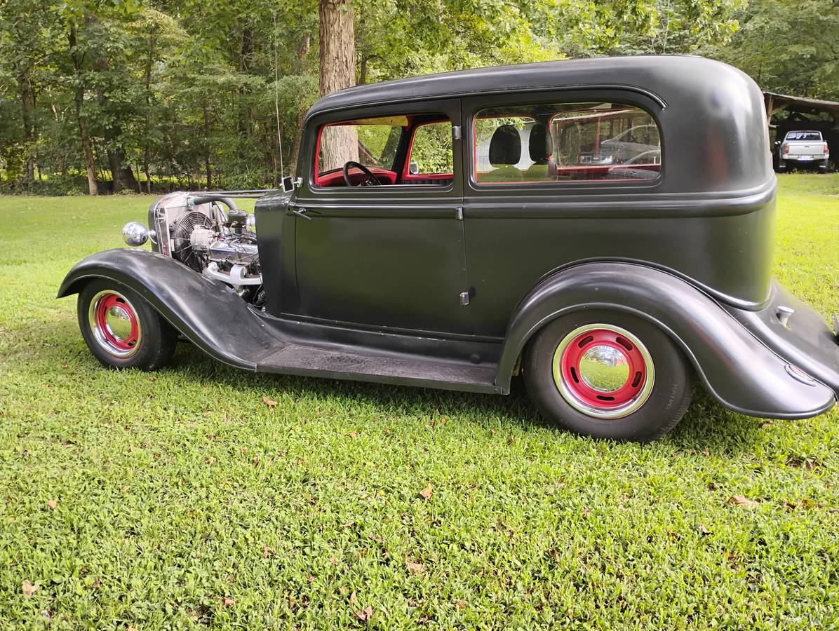 Plymouth-sadan-1934