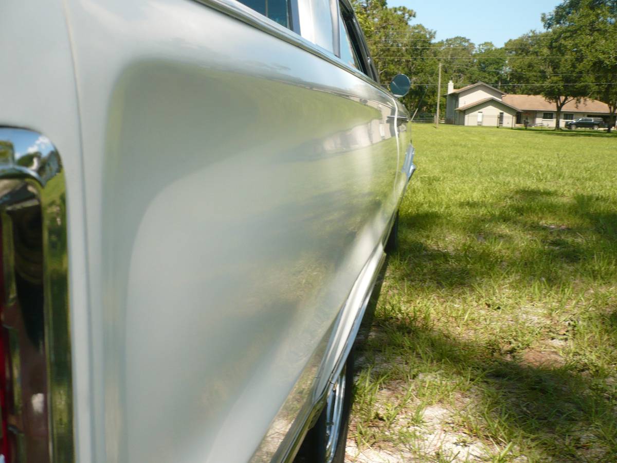 Plymouth-satellite-1966-white-13