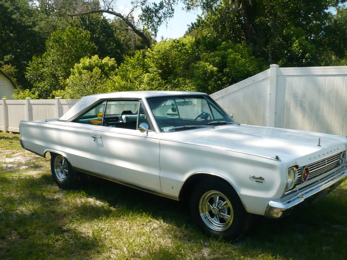Plymouth-satellite-1966-white-2