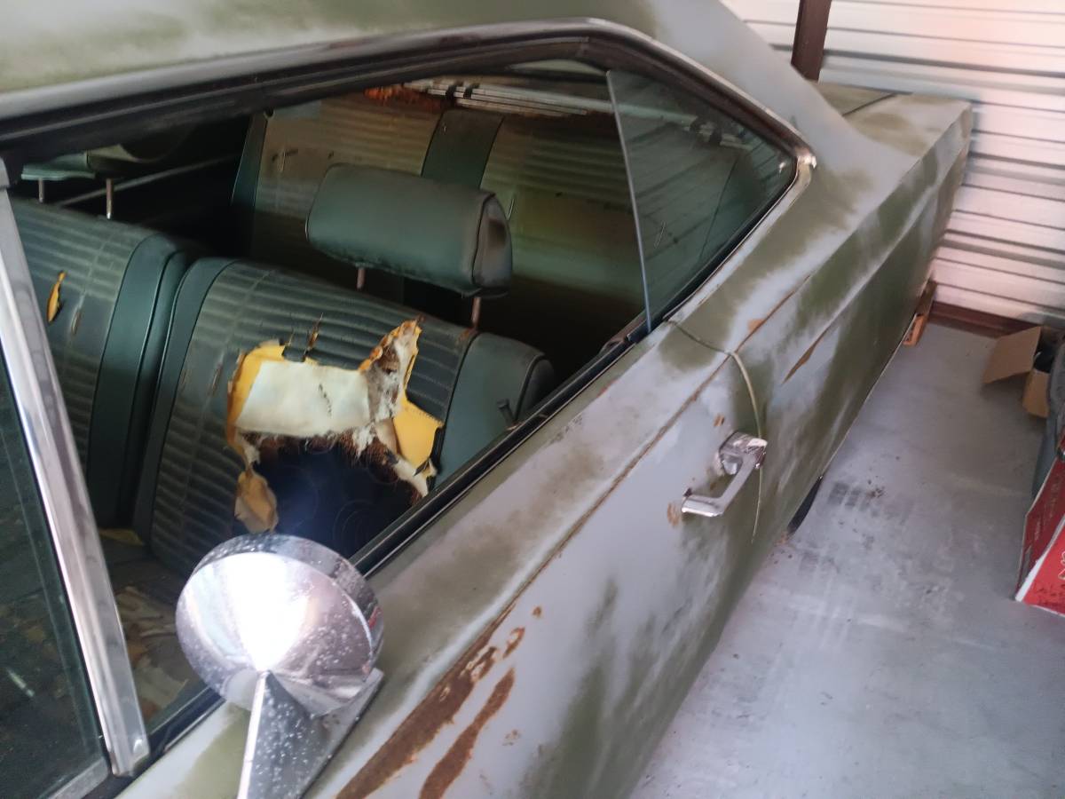 Plymouth-satellite-1969-green-2